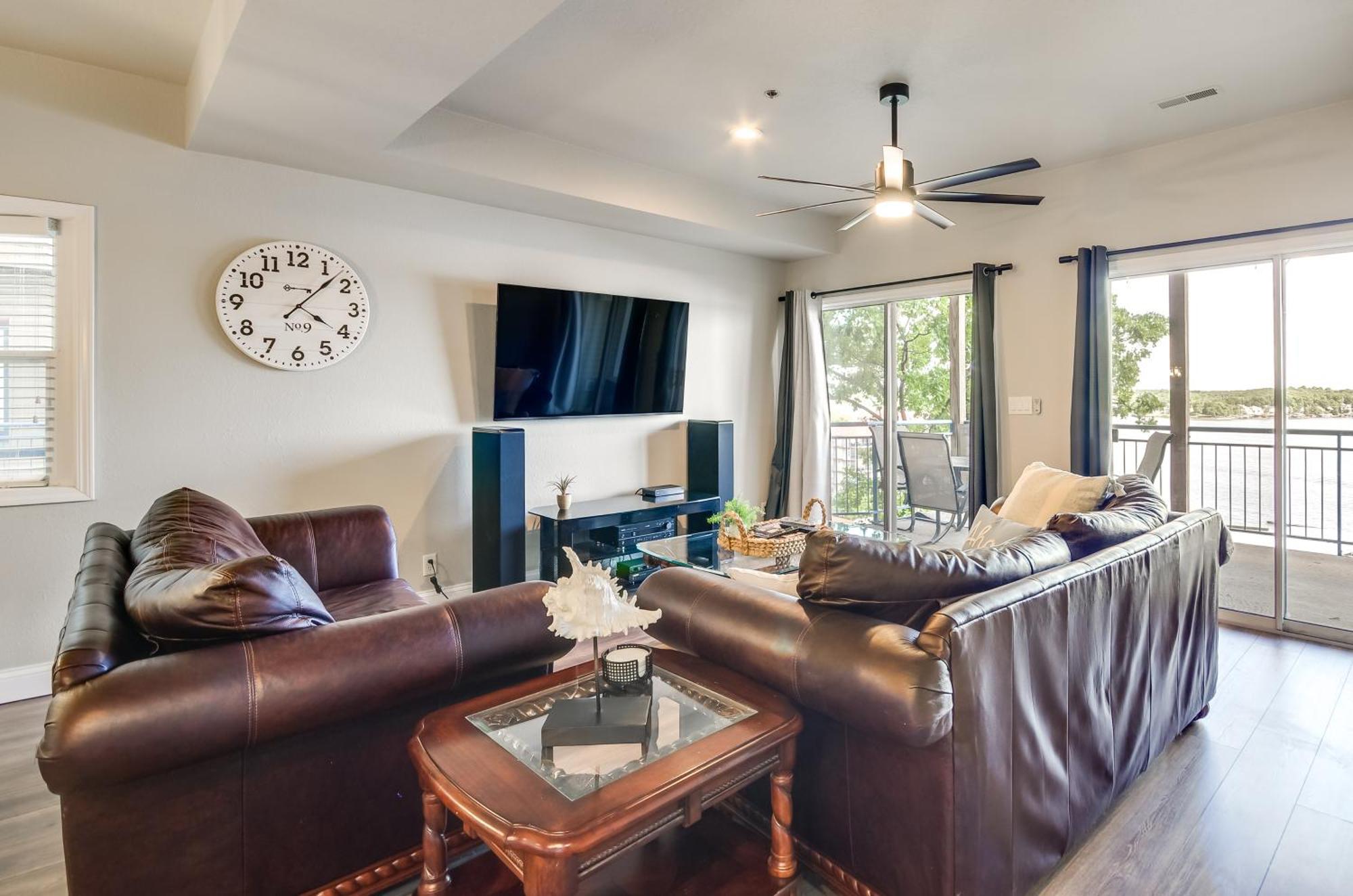Waterfront Lake Ozark Condo With Deck And Pools Экстерьер фото